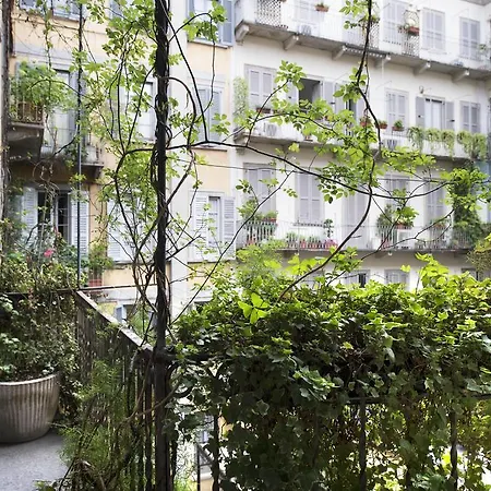 Solferino Halldis Apartment *